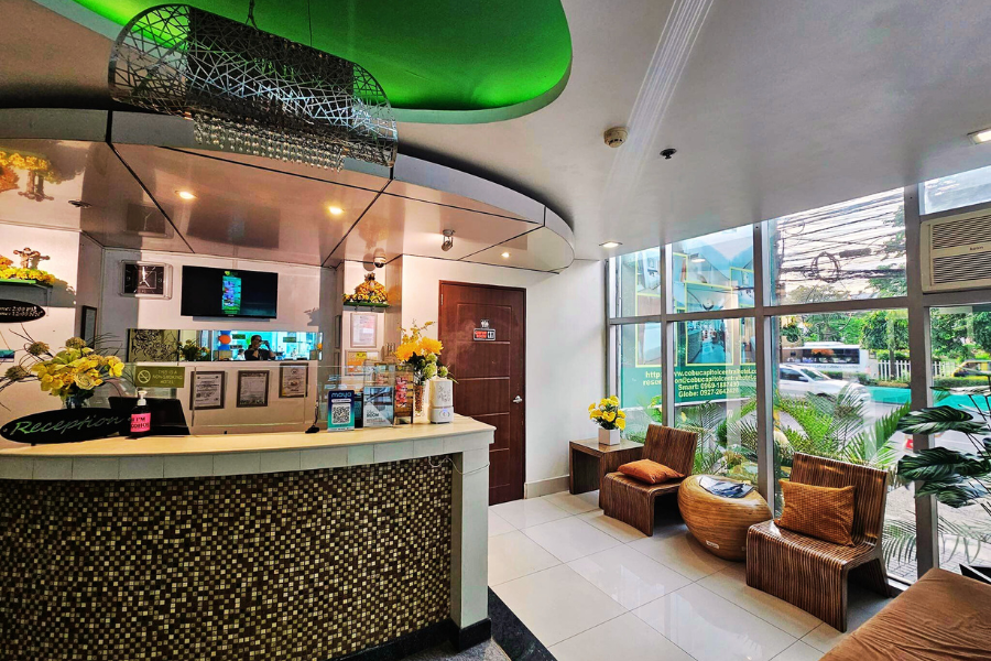 CEBU CAPITOL CENTRAL HOTEL AND SUITES PROMO B :AIRFARE,ROOM, TRANSFER, INSURANCE + FREEBIES**  cebu Packages